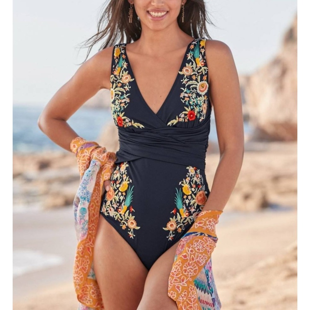 Sundance Black Swimsuit Y2K flowers with Floral Embroidery swim XL A008448